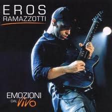 Emozioni al Teatro: Eros Ramazzotti fa tremare il pubblico romano!